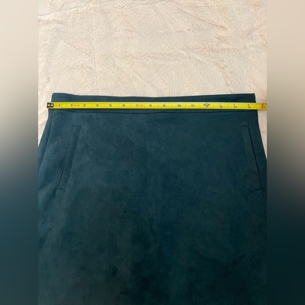 🌿 Francesca’s Blue Rain Faux Suede Mini Skirt - Picture 5 of 5
